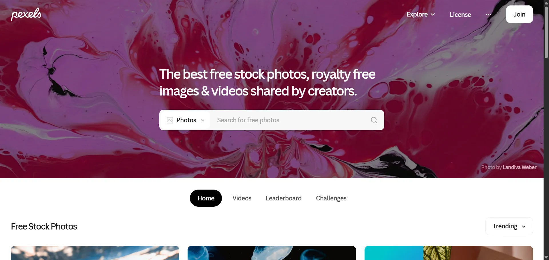  Pexels is a popular platform that provides free stock photos and videos contributed by talented creators. The site offers a vast library of high-quality images that can be used for personal and commercial projects, making it a go-to resource for designers and marketers.